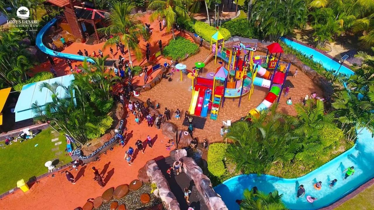 Bandar Penawar Lotus Desaru Beach Resort, 2 Bdrms, W/Splash Park מראה חיצוני תמונה