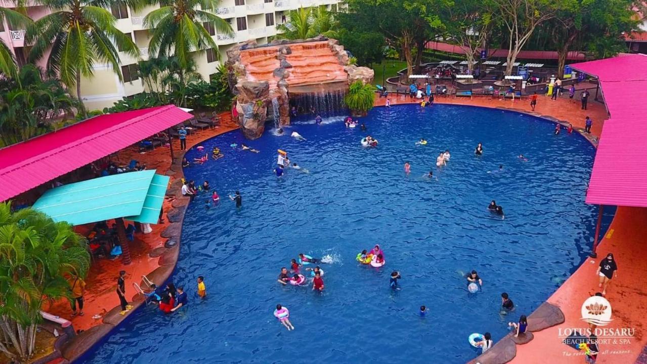 Bandar Penawar Lotus Desaru Beach Resort, 2 Bdrms, W/Splash Park מראה חיצוני תמונה